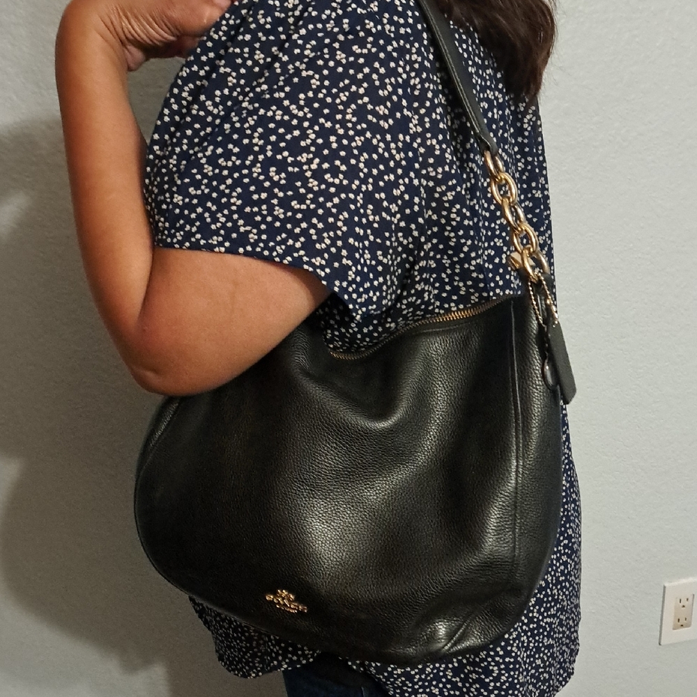 Coach Chelsea Pebble Leather Hobo Shoulder Bag Clean Nice